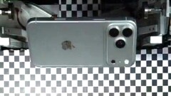 Ein Mega-Apple-Leak liefert einen ersten vermeintlichen Blick auf das iPhone 18 Pro, auch Bilder aus dem Inneren wurden geleakt.
