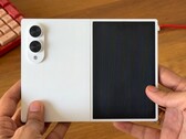Das Samsung Galaxy Z Fold 8 wurde als kompakter iPhone Ultra Konkurrent erstmals in einem Restaurant gesichtet.