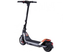 Der straßenzugelassene Ninebot KickScooter P65D ist im E-Scooter-Angebot zum Bestpreis bestellbar (Bild: Segway)