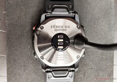 Zukünftige Smartwatches von Garmin könnten zusätzliche LEDs für präzisere SpO2-Messungen erhalten. (Bild: Notebookcheck)