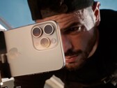Das iPhone 15 Pro soll sich besser denn je für professionelle Videoaufnahmen eignen. (Bild: Apple)