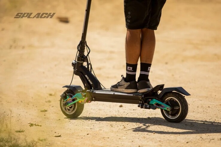 Der Splach Titan ist vollgefedert