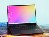 Samsung Galaxy Book3 Pro 14 im Test: Leichtes Office-Notebook mit 20 Stunden Laufzeit