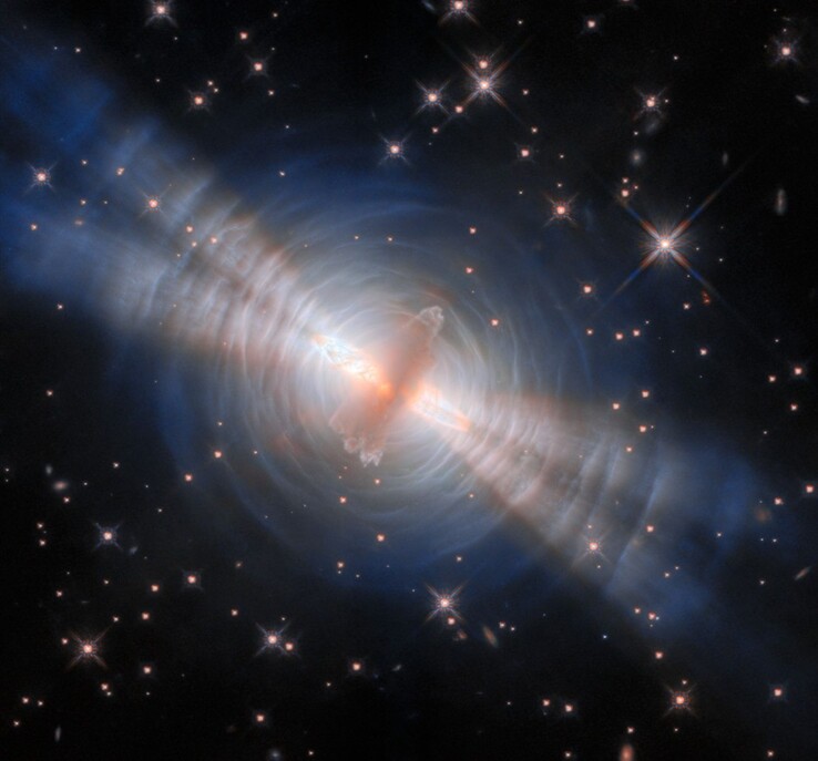 Hubble-Aufnahme des Egg Nebula
