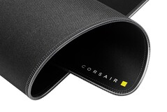 Corsair MM700 RGB Extended Mauspad