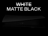 Sony mag nur eine weiße PlayStation 5 anbieten, mit den Dbrand Darkplates kann der Look der Konsole aber einfach verändert werden. (Bild: Dbrand)