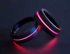 RAW Ring leuchtet, wenn ein Partner potenziell fremdgeht. (Bildquelle: RAW x Queens Tech)