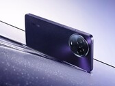 Das Realme 11x 5G wird wahlweise in Schwarz oder in Hellblau angeboten. (Bild: Realme)