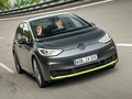 Der kleine elektrische Wolfsburger Kompaktwagen wird frühestens ab 2023 als schneller VW ID.3 GTX auf den Markt kommen (Bild: Volkswagen)