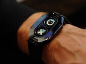 Blacktime 11PM: Smartwatch mit zwei Displays