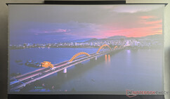 Bei Tageslicht (Fensterfront rechts)