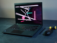 Test Lenovo ThinkPad P14s G4 Intel Laptop: Kleine OLED-Workstation ohne Ausdauer