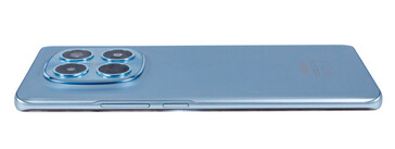 rechts: Lautstärke, Power