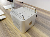 Der Mac Pro der nächsten Generation soll deutlich kleiner als das aktuelle Modell werden. (Bild: SvetApple)