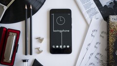 Das BoringPhone soll vor sich allem durch seine fehlenden Features verkaufen. (Bild: BoringPhone)