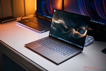 Asus ZenBook S14 OLED.