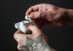 Die Apple AirPods der nächsten Generation sollen bereits in wenigen Tagen offiziell vorgestellt werden. (Bild: Thom Bradley)