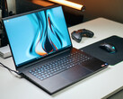 Video: "Perfektion" hat ihren Preis - Razer Blade 18 2025