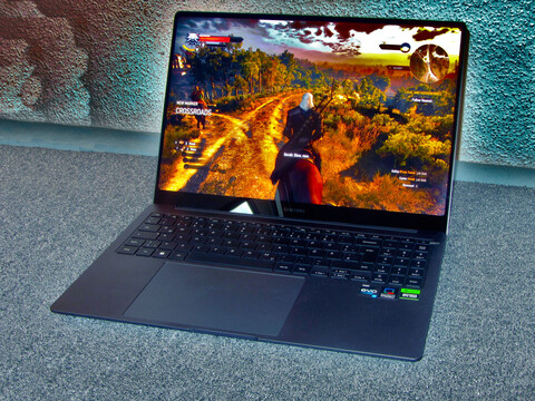 Samsung Galaxy Book3 Ultra 16 im Test: Ausdauerndes 16-Zoll-Ultrabook mit RTX 4050