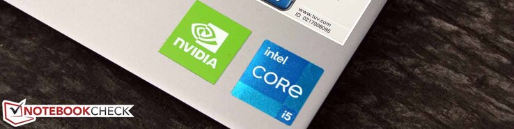 Starker Intel-H-Prozessor mit 35 Watt nebst dedizierter Grafikkarte - was will man mehr?