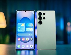 Der Nachfolger des abgebildeten Galaxy S25 Ultra soll verbessertes Gorilla Glass erhalten. (Bildquelle: Amanz)