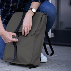 Hama: Schicker Notebook-Rucksack Perth fürs 15,6-Zoll-Laptop.