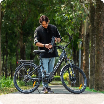 Der Akku lässt sich entnehmen (Bildquelle: Touroll)