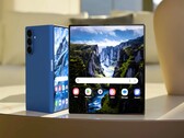 Sehr dünn und in schickem Blau. Bilder zeigen das finale Samsung Galaxy Z Fold 7 Design. (Bildquelle: TT Technology)