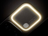 Das Vivo S18 leuchtet Fotos bei wenig Licht mit einem großen LED-Ring aus. (Bild: Vivo)