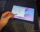 Das Lenovo IdeaPad Duet 3i präsentiert sich als Windows-Tablet, das mit Tastaturhülle zum Laptop umfunktioniert werden kann. (Bild: Notebookcheck)