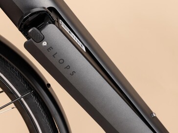 Der 504 Wh-Akku ist abschließbar und sitzt im Unterrohr