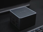PIX NII: Besonders kompakter Mini-PC mit zahlreichen Anschlüssen