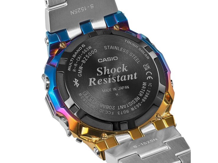 Die Casio G-Shock GMW-BZ5000RC-1