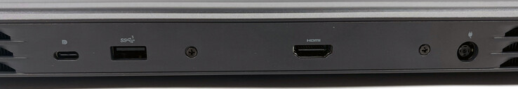 Hinten: 1x USB 3.2 Gen 2 (Typ-C, Displayport), 1x USB 3.2 Gen 1 (Typ-A), 1x HDMI 2.0, 1x Netzanschluss