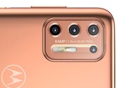 Das Moto G9 Plus, hier im Bild mit seiner 64 Megapixel Quad-Cam, wird bald gemeinsam mit dem Moto E7 Plus auf den Markt kommen.