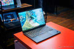 Das neue Lenovo ThinkPad X1 Carbon Gen 14 Aura Edition (Bildquelle: Alexander Wätzel)
