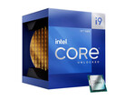 Der Intel Core i9-12900K wird in einer auffälligen Verpackung mit dekorativem Wafer ausgeliefert. (Bild: Intel / Amazon)