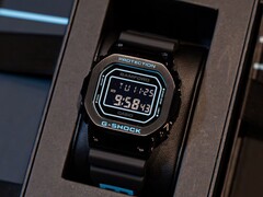 Die G-Shock GM-5600BWD-1 von Casio (Bild) wurde in Zusammenarbeit mit Bamford Watch Department entworfen. (Bildquelle: Casio)