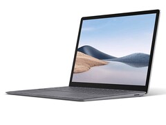 Dank eines Deals gibt es den Surface Laptop 4 bei Amazon aktuell zum günstigen Angebotspreis von 649 Euro (Bild: Microsoft)
