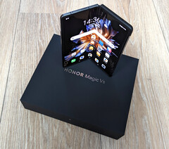 Schick und faszinierend sind Klapp-Handys wie das Honor Magic Vs auf jeden Fall. Aber es gibt auch Probleme.