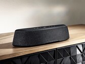 Die MagniFi Mini AX ist deutlich kleiner als die meisten Soundbars am Markt. (Bild: Polk Audio)