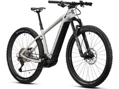 Das geländetaugliche Jealous Hybrid 10.0 E-Bike ist momentan günstig erhältlich (Bild: Radon)