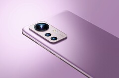 Das Xiaomi 12 besitzt eine deutlich niedriger auflösende Ultraweitwinkel- und Tele-Kamera als das Xiaomi 12 Pro. (Bild: Xiaomi)