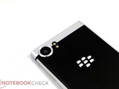 Das KeyONE mit dem Blackberry-Logo