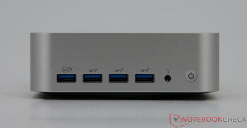 Geekom A7 Max - Anschlüsse an der Vorderseite