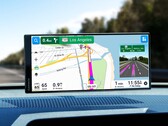 Die neuesten Navis von Garmin setzen auf große, ultrabreite Displays.