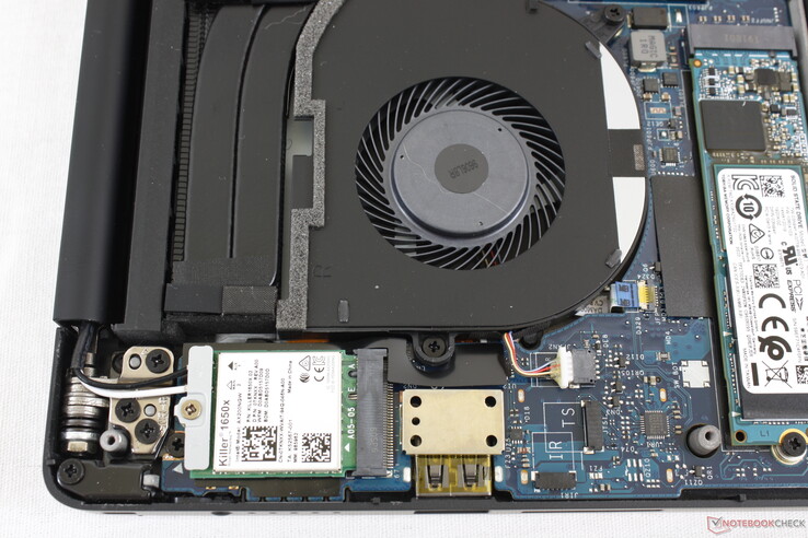Das M.2-2230-WLAN-Modul sitzt viel weiter hinten als bei den meisten anderen Laptops