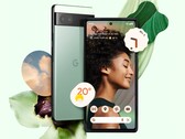 Das Google Pixel 6a präsentiert sich als kompakteres, günstigeres Smartphone, aber mit Abstrichen. (Bild: Google)