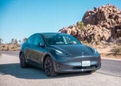 Besitzer eines älteren Teslas in China können beim Umstieg auf ein neues Fahrzeug wie dem hier zu sehenden Model Y nun bares Geld sparen (Bild: Tyler Casey)