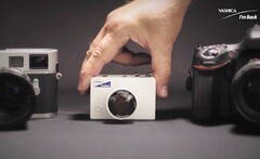 Die Micro Mirrorless von Yashica und I'm Back kombiniert einen kleinen Sony-Sensor mit Wechselobjektiven. (Bild: Yashica)